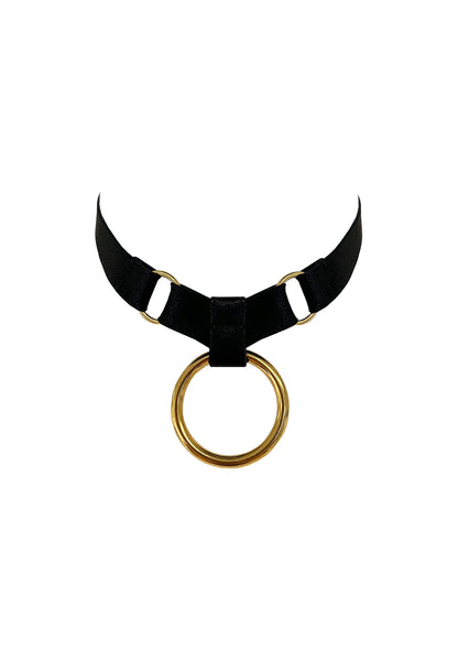 Signature Black Ring Collar